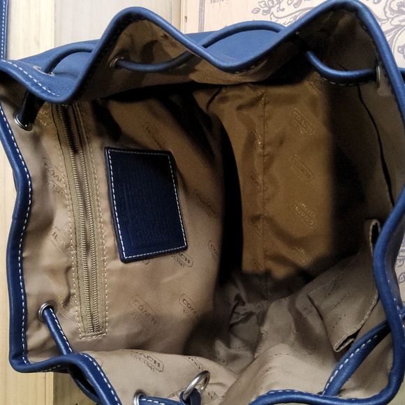 Vintage Y2K Coach Mo53-9569 2 tone leather backpack